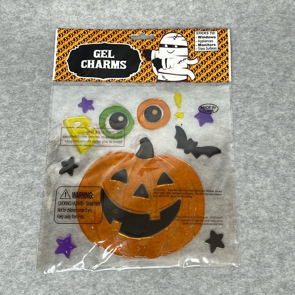 Halloween Window Gel Clings (3 packs) Boo Pumpkin,  Witch Is In, Trick or Treat - Picture 2 of 10